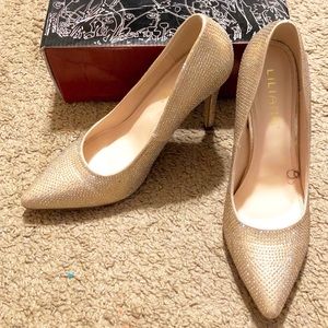 Women’s Pumps